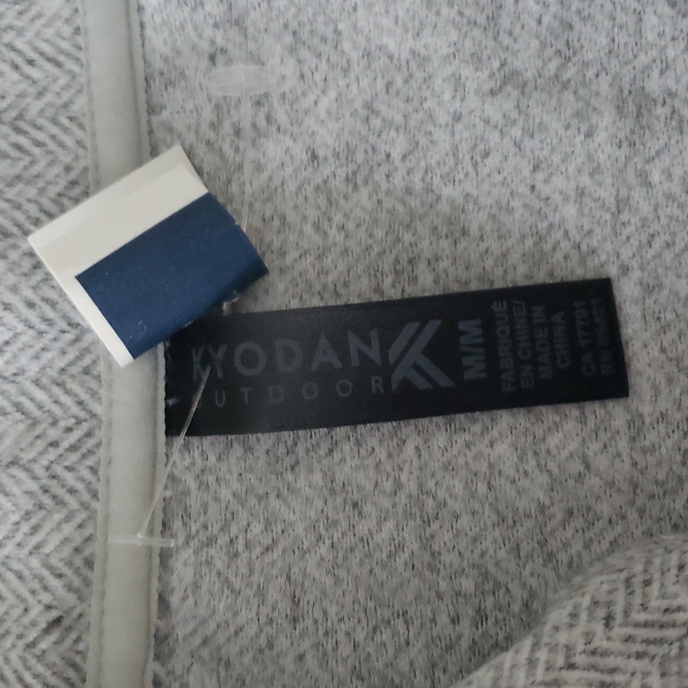 Kyodan Outdoor Women's Gray Quarter-Zip Pullover Sweatshirt Medium. NWT - Picture 5 of 12